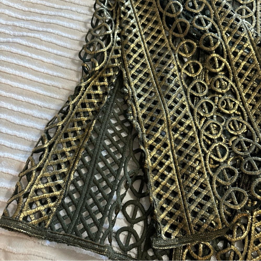 Chico’s Travelers Collection Foil Lace Jacket Tuscan Olive Gold Women’s SZ 1 - Picture 4 of 4